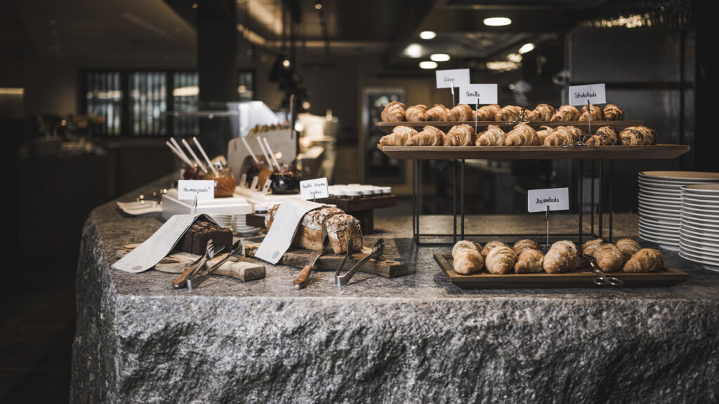 02-realizzazione grandi cucine Somvita by h44team