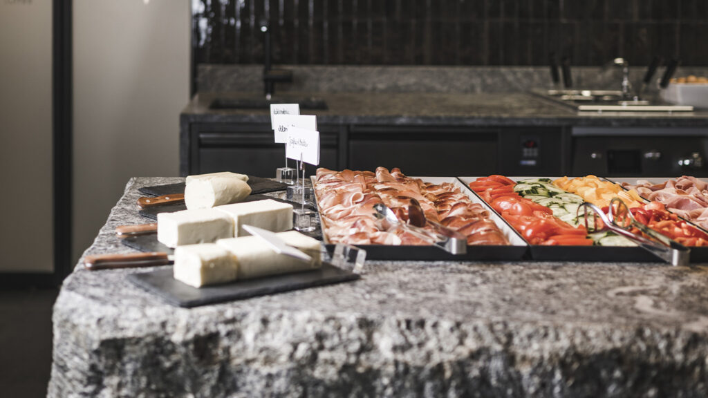 06-realizzazione grandi cucine Somvita by h44team